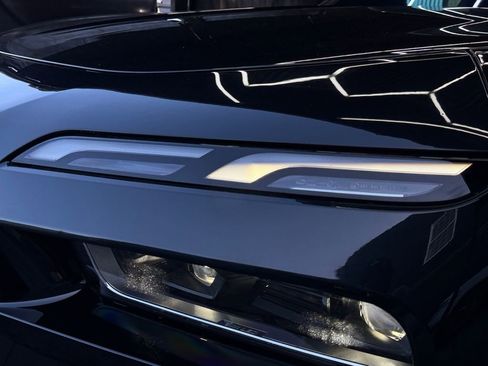 Used 2023 BMW 740i RWD image 33