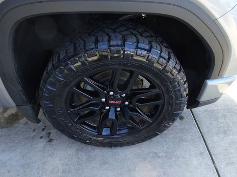 Certified 2024 GMC Sierra 1500 Elevation w/ X31 Off-Road Package image 13