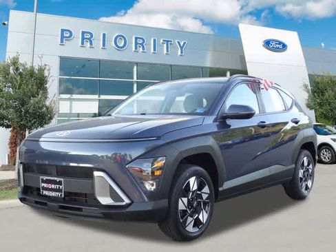 Used 2024 Hyundai Kona SEL AWD/4WD image 1
