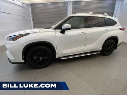 Used 2022 Toyota Highlander Bronze Edition