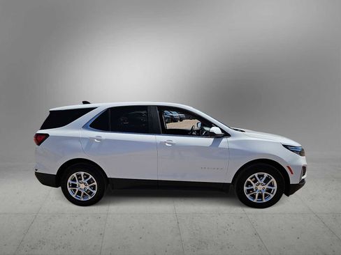 Used 2024 Chevrolet Equinox LT AWD/4WD image 9