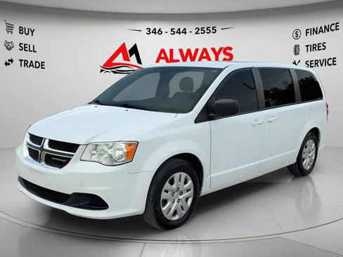Used 2018 Dodge Grand Caravan SE w/ UConnect Hands-Free Group FWD image 1