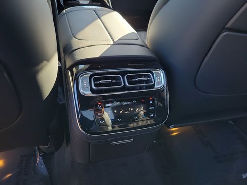 New 2026 Mercedes-Benz S 580 4MATIC Sedan image 16