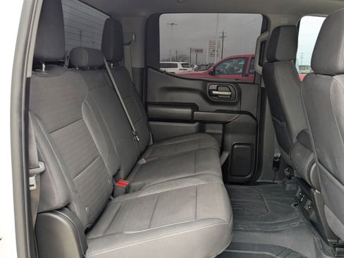 Used 2024 Chevrolet Silverado 1500 Custom image 24