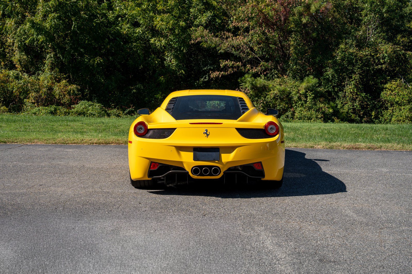 Used 2012 Ferrari 458 Italia Coupe RWD image 8