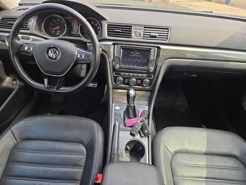 Used 2016 Volkswagen Passat 1.8T image 20