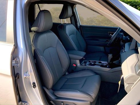 New 2026 Subaru Outback Touring XT image 11