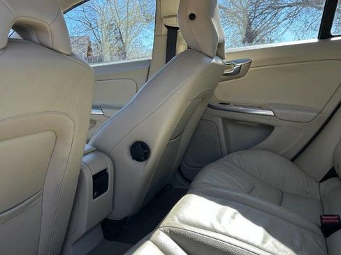 Used 2013 Volvo S60 T5 image 29