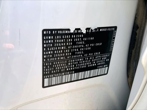 Used 2020 Volkswagen Tiguan SE R-Line image 37