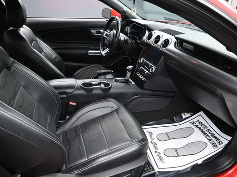 Used 2021 Ford Mustang GT Premium RWD image 15