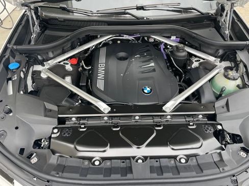 New 2026 BMW X7 xDrive40i image 19