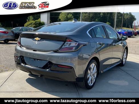 Used 2017 Chevrolet Volt Premier w/ Driver Confidence II Package FWD image 7