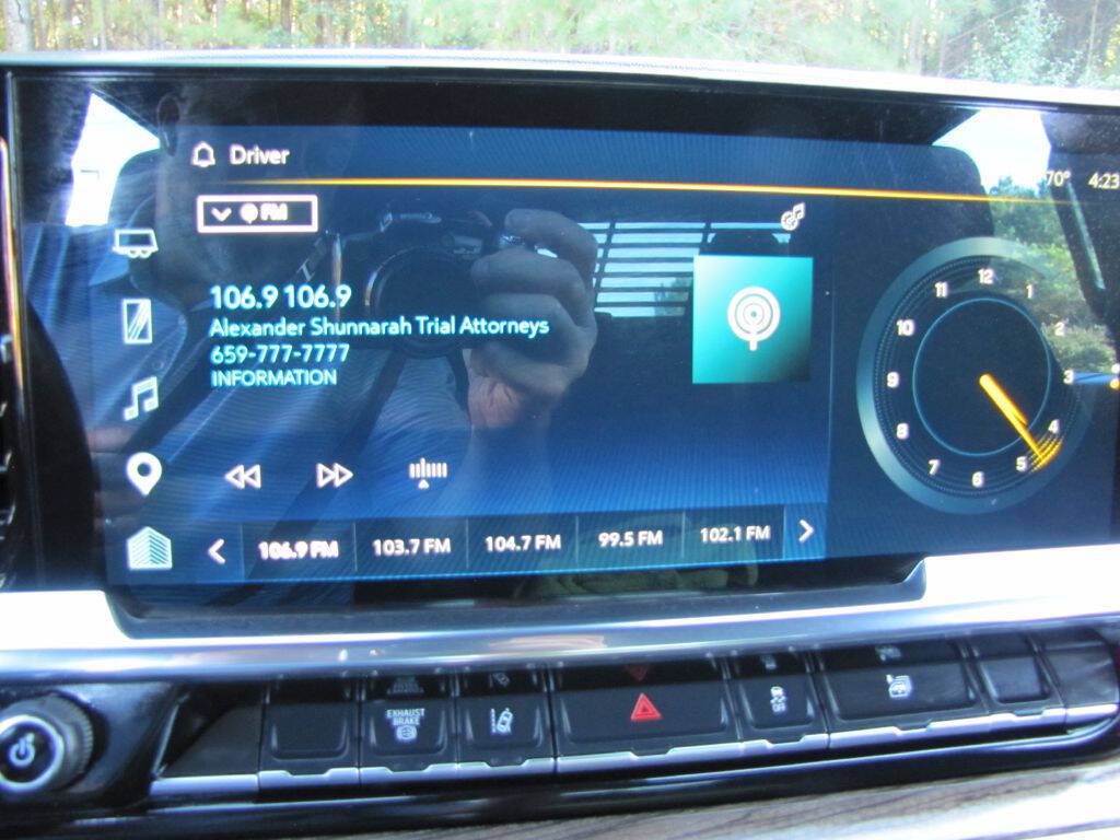 Used 2025 Chevrolet Silverado 2500 LT w/ Convenience Package AWD/4WD image 43
