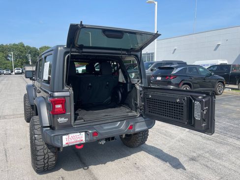 Used 2020 Jeep Wrangler Unlimited Sport S AWD/4WD image 17