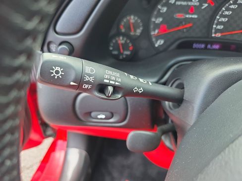 Used 2001 Chevrolet Corvette Z06 w/ Memory Pkg RWD image 24