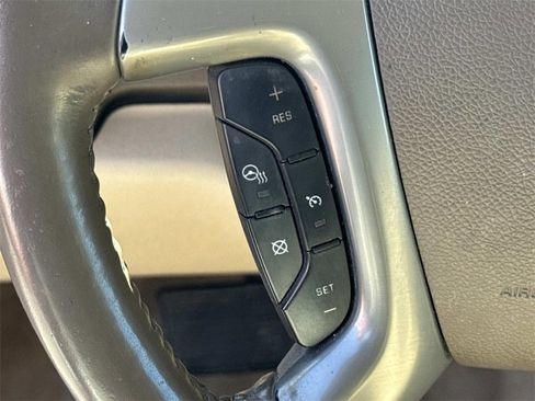 Used 2014 Chevrolet Tahoe LTZ image 25