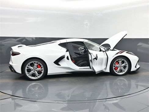 Used 2022 Chevrolet Corvette Stingray Preferred Cpe w/ Battery Protection Package image 56