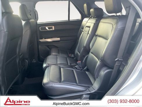 Used 2023 Ford Explorer XLT w/ Equipment Group 202A image 13