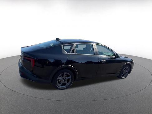 Used 2025 Kia K4 FWD image 15