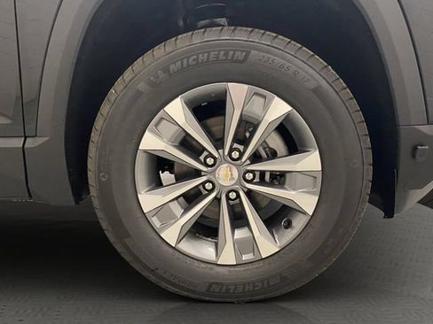 New 2026 Chevrolet Equinox LT AWD/4WD image 15