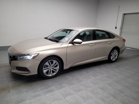 Used 2018 Honda Accord LX image 2