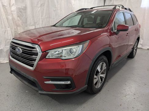 Used 2019 Subaru Ascent Premium image 1