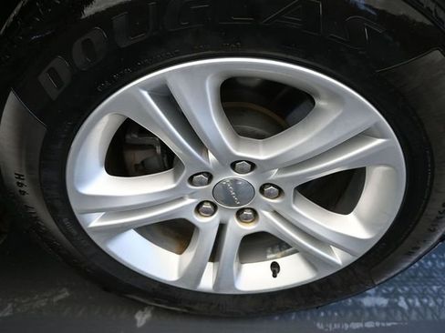 Used 2019 Dodge Charger SXT image 29