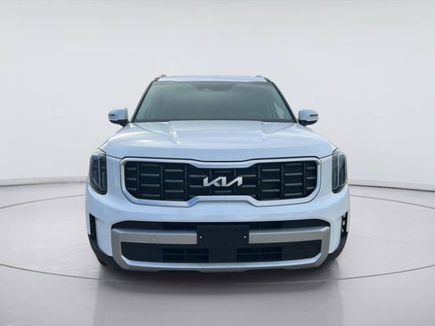 Used 2025 Kia Telluride S FWD image 2