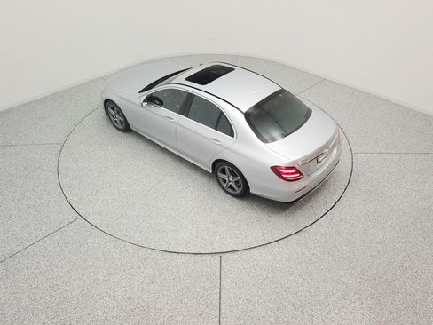 Used 2017 Mercedes-Benz E 300 image 15