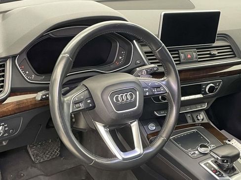 Used 2019 Audi Q5 2.0T Premium Plus w/ Premium Plus Package image 4