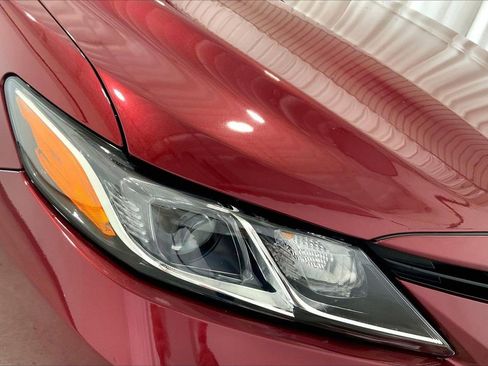 Used 2022 Toyota Camry LE FWD image 28