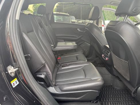 Used 2017 Audi Q7 3.0T Prestige image 34