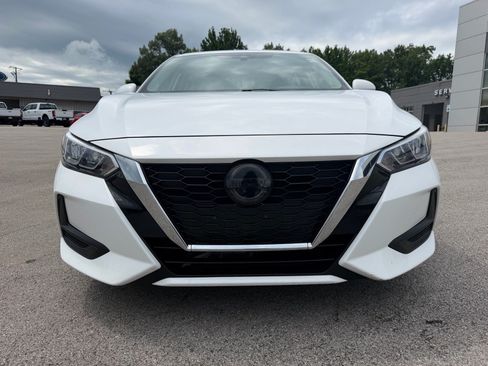 Used 2023 Nissan Sentra SV FWD image 4