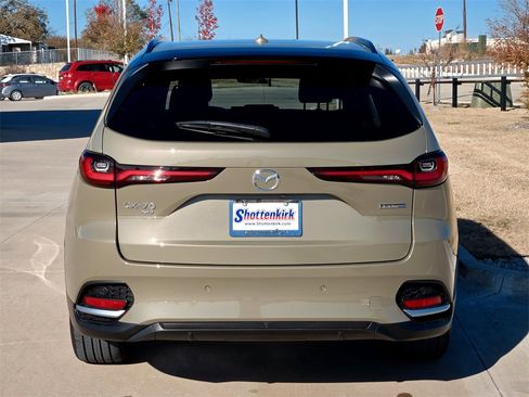 Used 2025 MAZDA CX-70 Plug-In Hybrid w/ Premium Pkg image 7