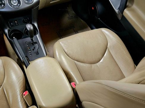 Used 2011 Toyota RAV4 Limited image 11