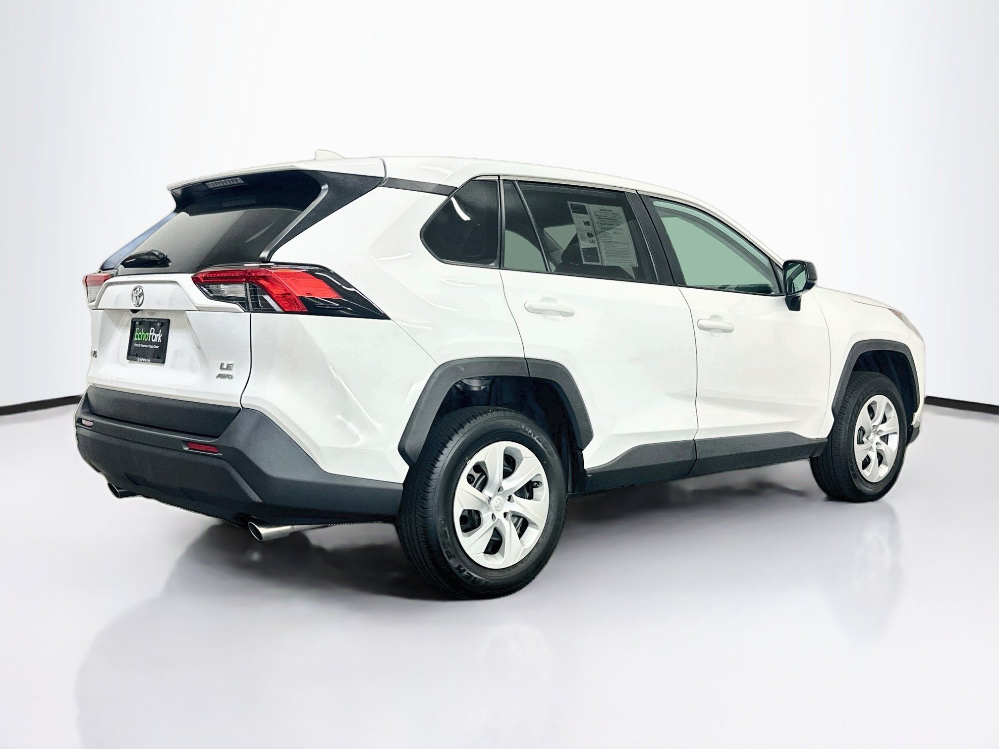Used 2025 Toyota RAV4 LE AWD/4WD image 9