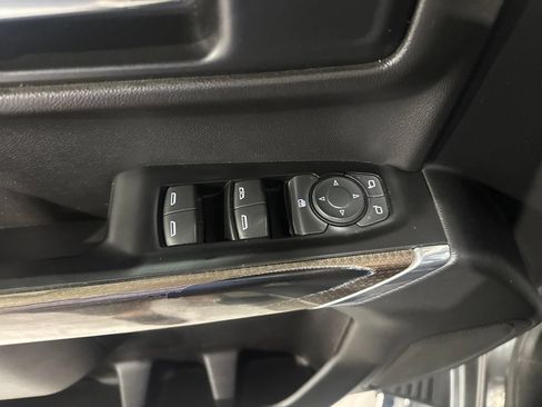 Used 2019 Chevrolet Silverado 1500 LT w/ True North Edition AWD/4WD image 16