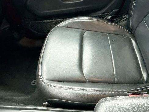 Used 2021 Jeep Wrangler Unlimited Sahara w/ Cold Weather Group image 18