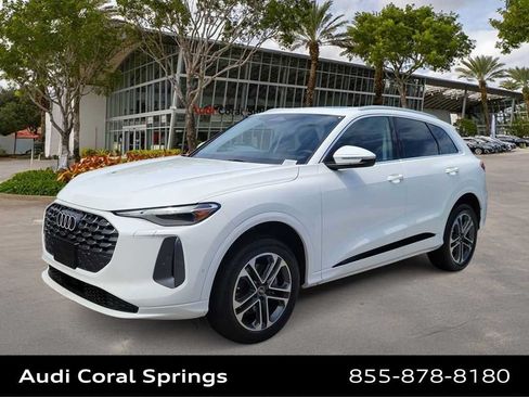 Certified 2025 Audi Q5 Premium w/ Convenience Package AWD/4WD image 1