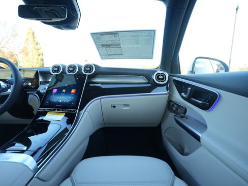 New 2026 Mercedes-Benz GLC 300 4MATIC image 24