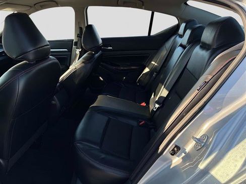 Certified 2024 Nissan Altima 2.5 SR image 14