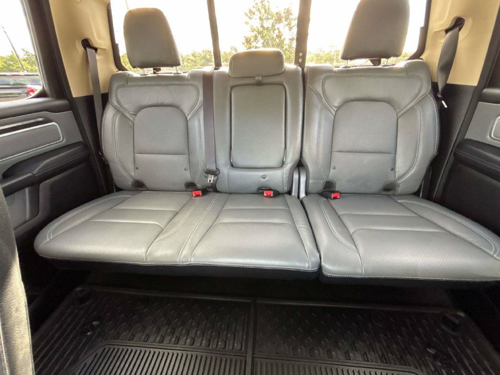 Used 2020 RAM 1500 Big Horn AWD/4WD image 11