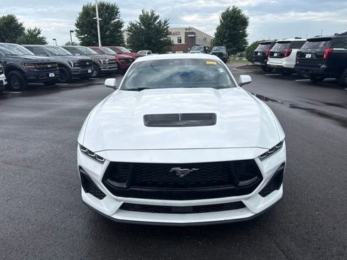 Used 2024 Ford Mustang GT Premium RWD image 2