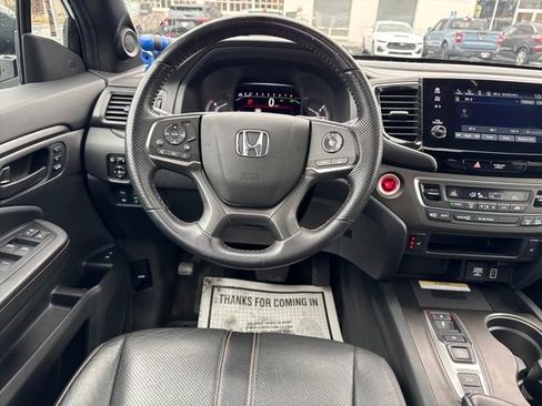 Used 2022 Honda Passport TrailSport image 13