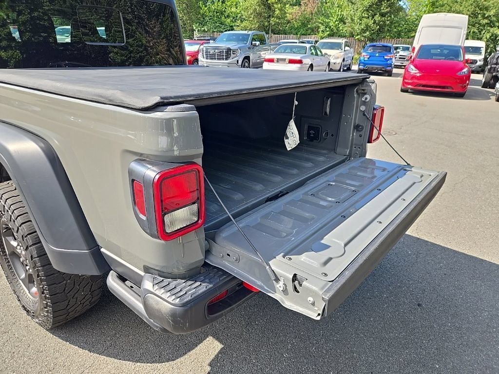 Used 2023 Jeep Gladiator Rubicon w/ Cold Weather Group AWD/4WD image 48