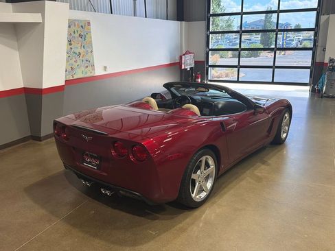 Used 2006 Chevrolet Corvette Convertible w/ Preferred Equipment Group RWD image 53