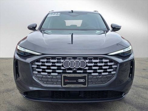 Certified 2025 Audi Q5 Premium Plus w/ Premium Plus AWD/4WD image 8
