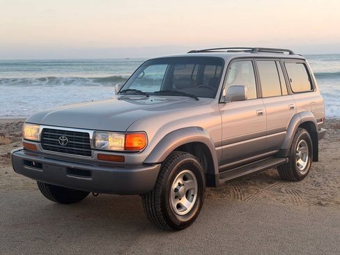 Used 1995 Toyota Land Cruiser AWD/4WD image 1