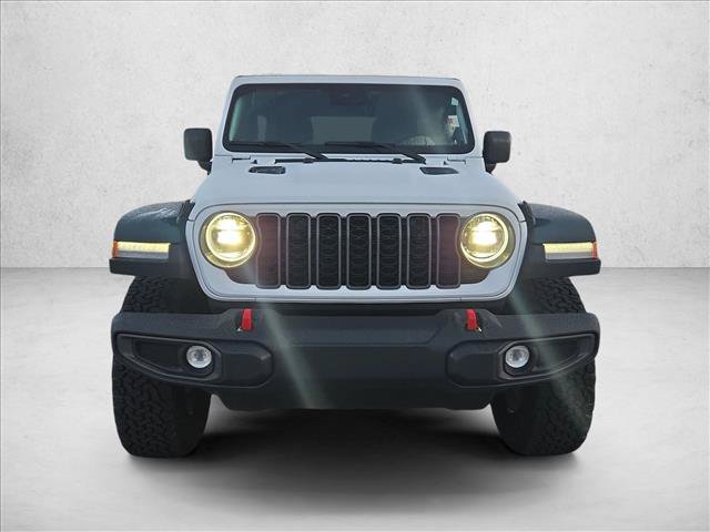 Used 2025 Jeep Wrangler Unlimited Rubicon w/ Safety Group AWD/4WD image 2