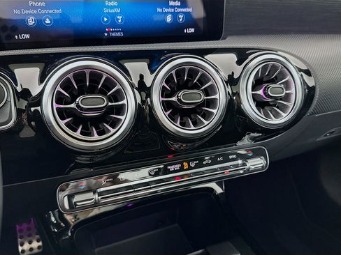 Used 2023 Mercedes-Benz CLA 250 4MATIC image 16